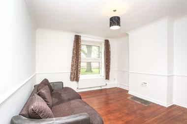 Spacious 2 Double Bedrooms (without living room) at Bishops Way, Bethnal Green, 9HT