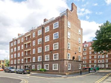 Two Double Bedrooms at Nisbet House, Homerton, 6AJ