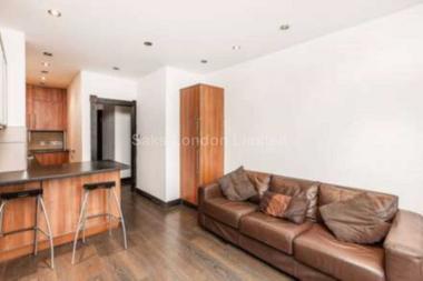 Bright reception room with ample space to dine at Ashdown Way, Tooting Bec, SW17, 7TH