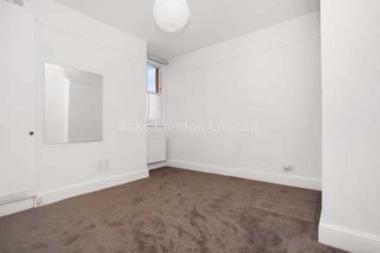 Stylish living area at Fircroft Road, Tooting Bec, 7PS